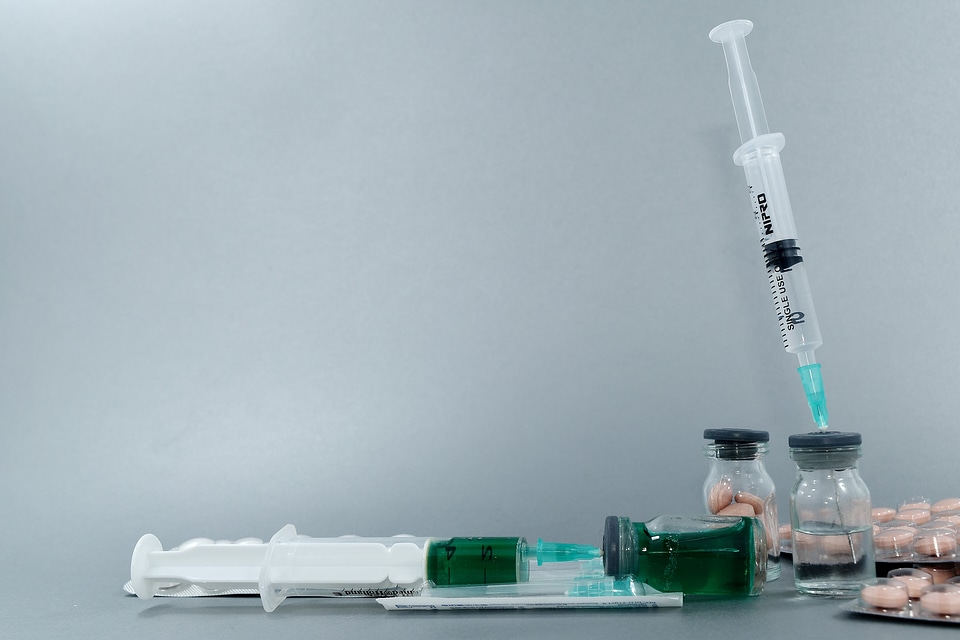 Anthrax antibacterial antibody
