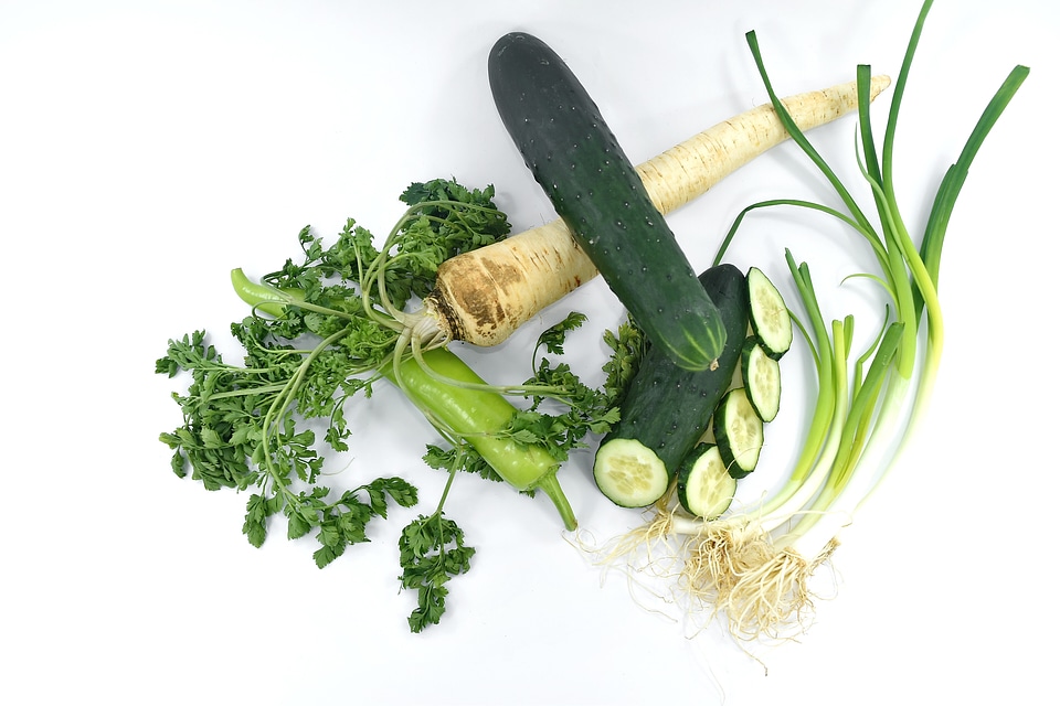 Chili cucumber parsley