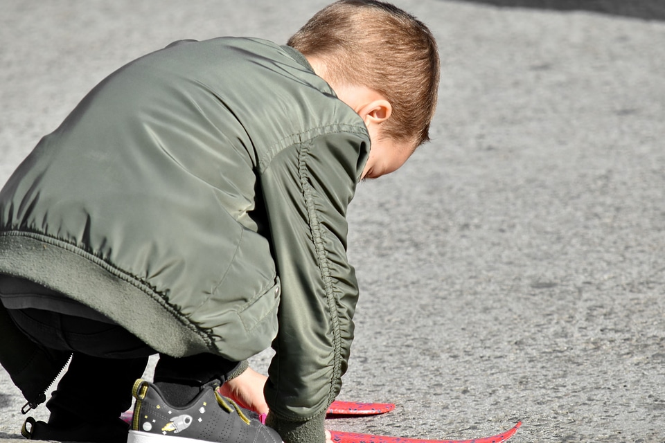 Aeroplano boy child