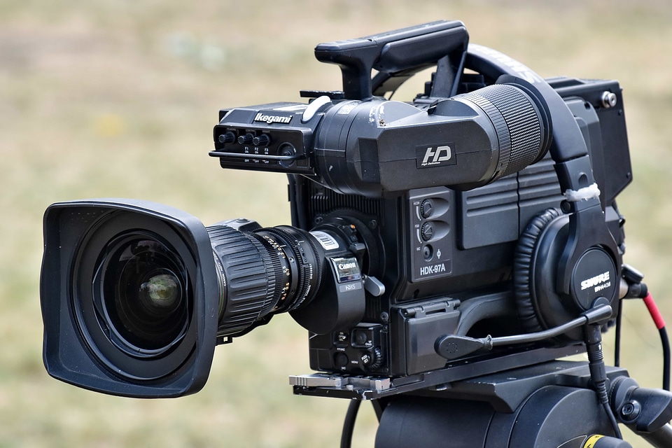 Digital Camera footage tripod