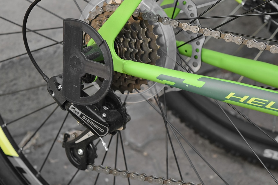 Bicycle chain gearshift