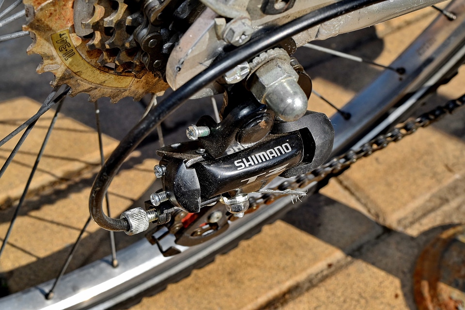 Bicycle gear gearshift