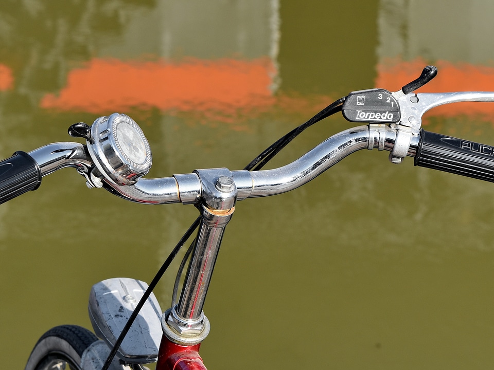 Chrome gearshift metallic