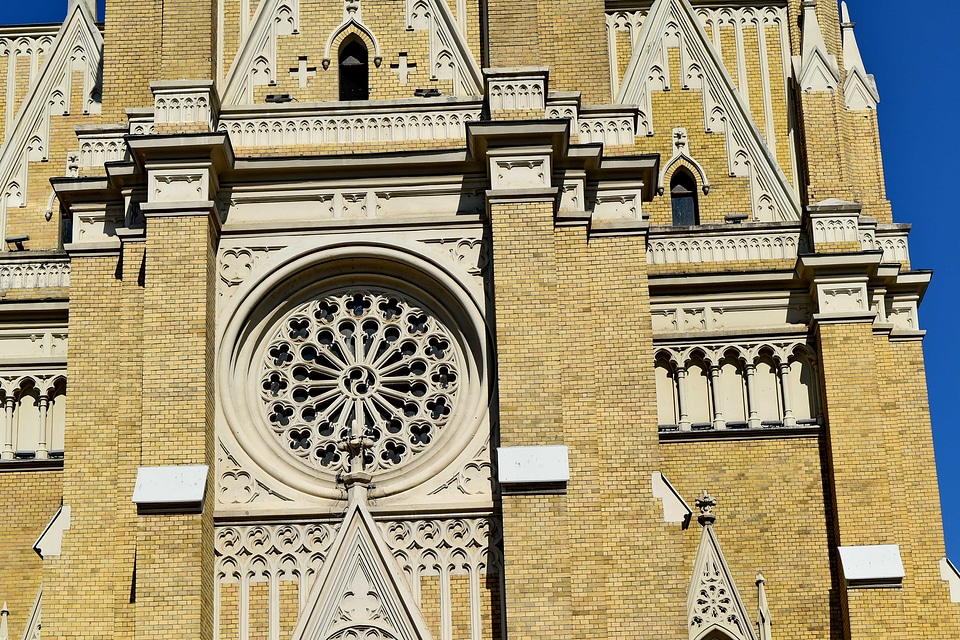 Building architecture church