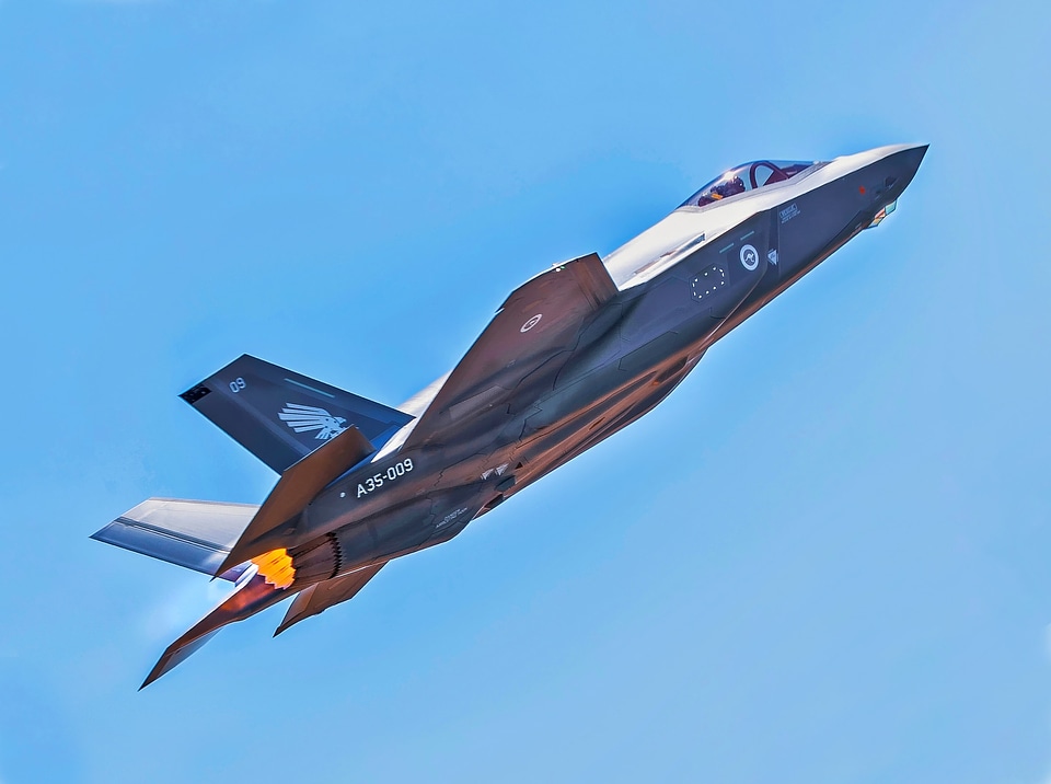 Aerobatics aerodynamic air force