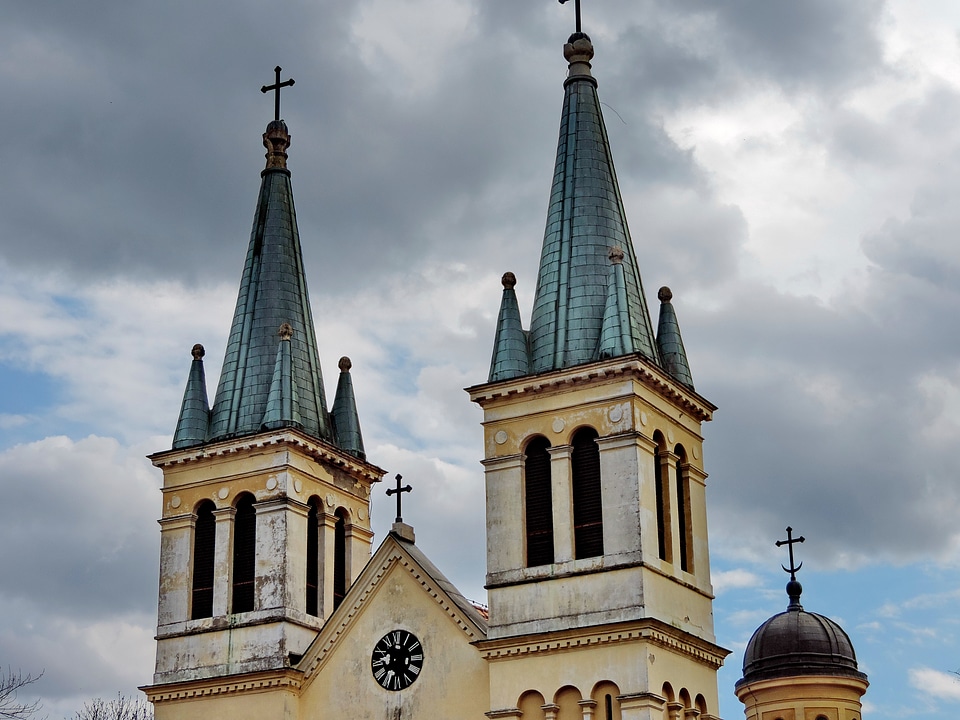 Church building religion