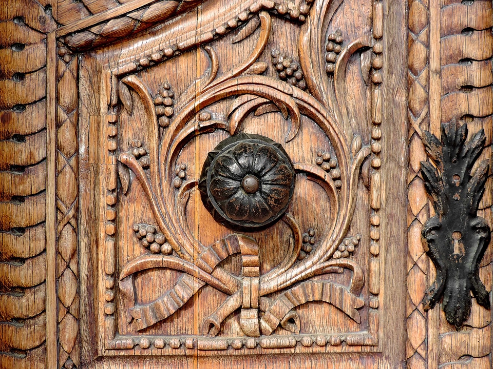 Carpentry ornament timber