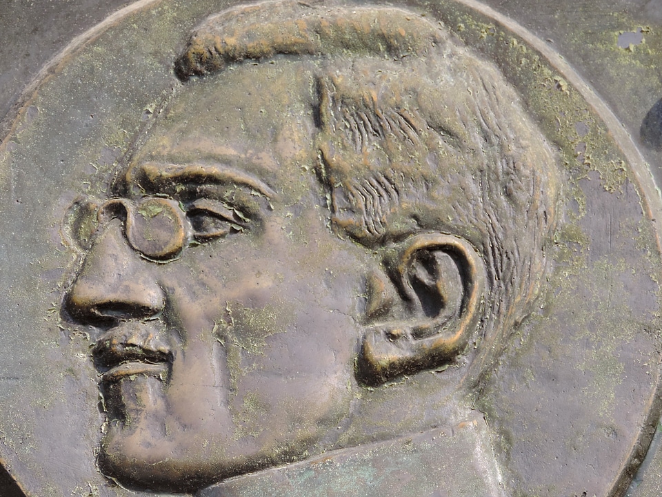 Bronze art cemetery