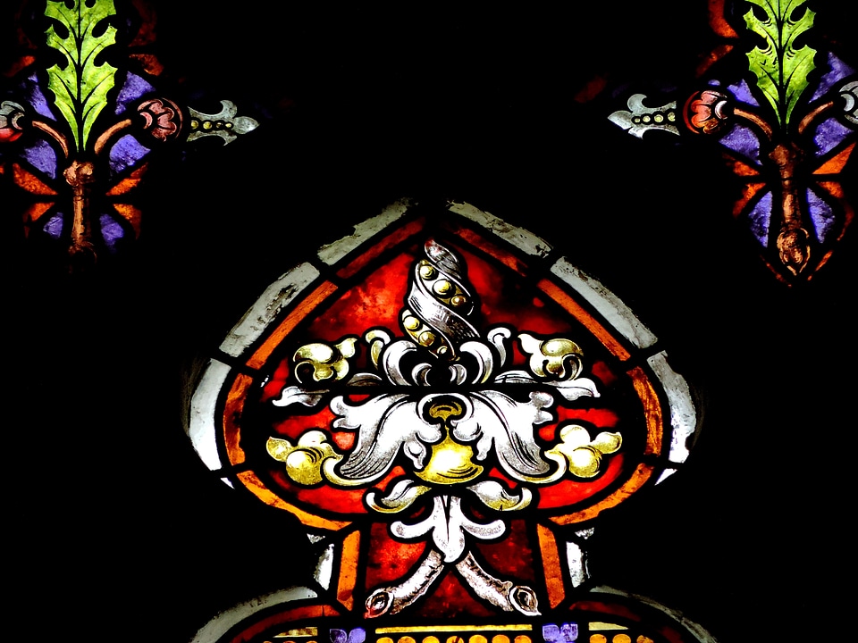 Arabesque stained glass art
