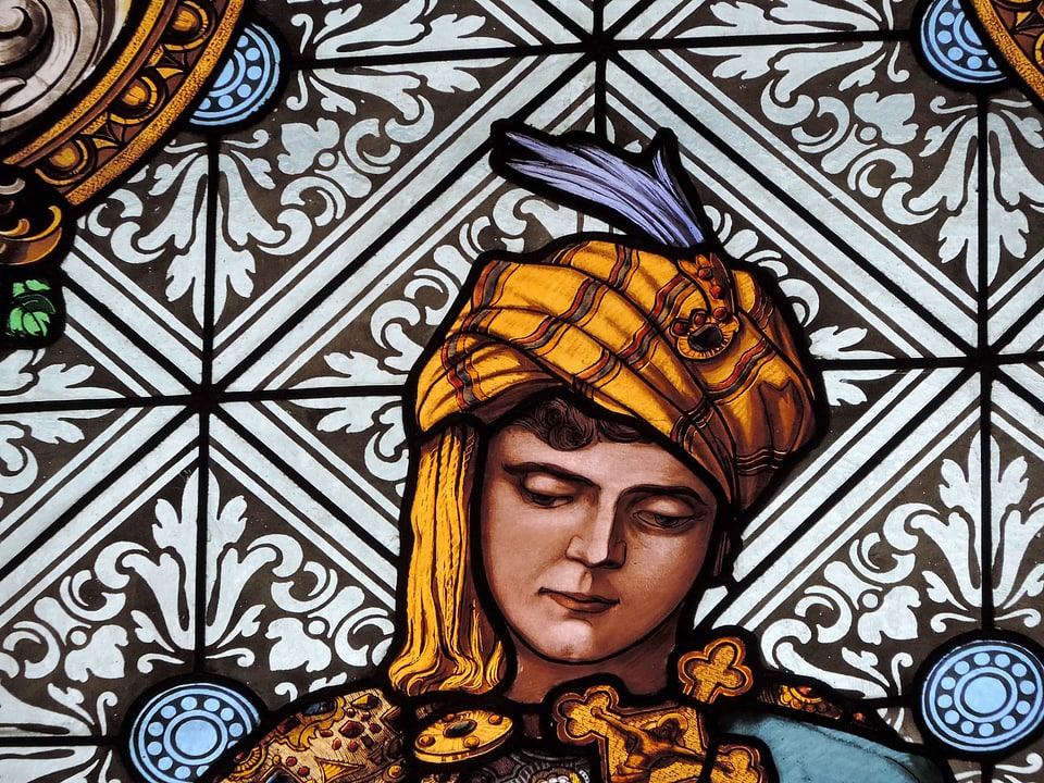 Fashion fine arts medieval