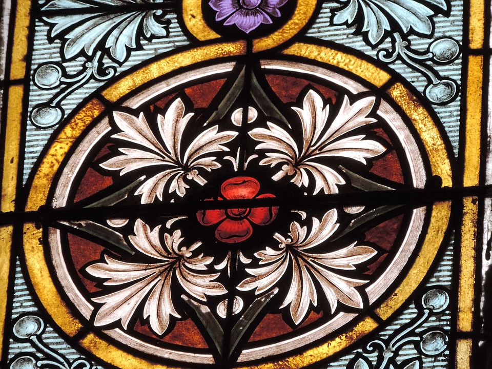 Ornament stained glass decoration
