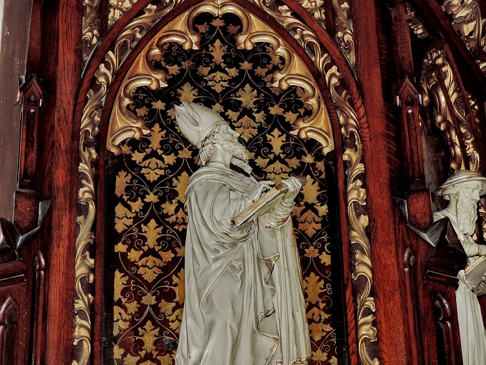 Altar carving cathedral photo