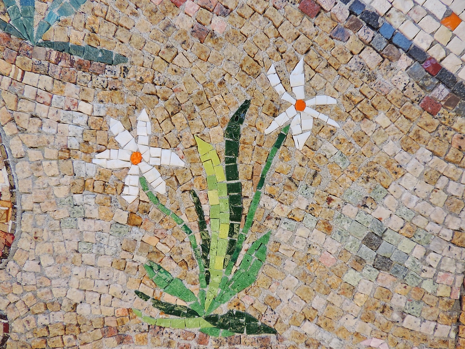 Mosaic texture wall