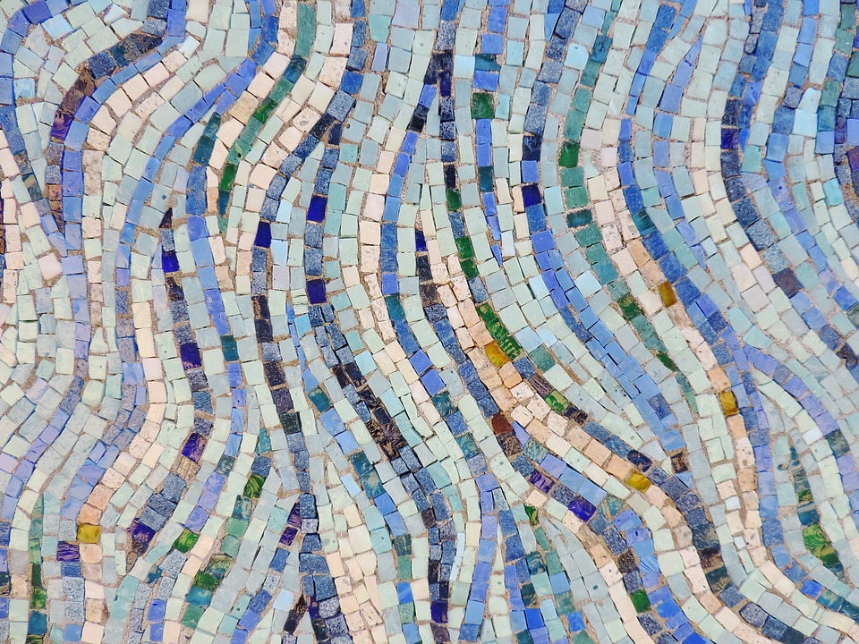 Mosaic pattern maze