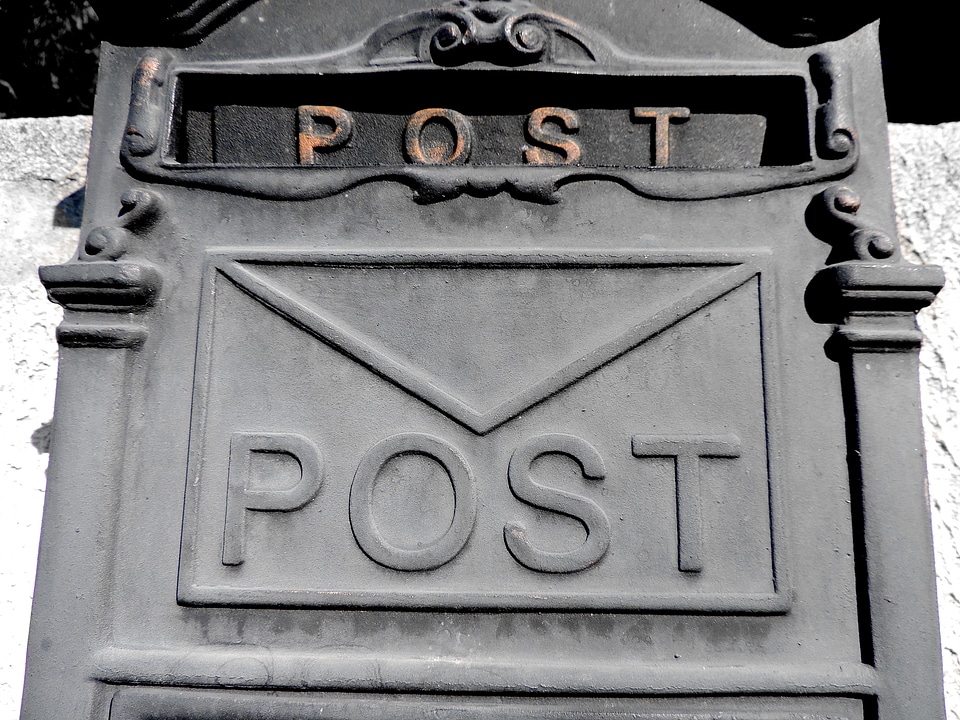 Alphabet detail mail