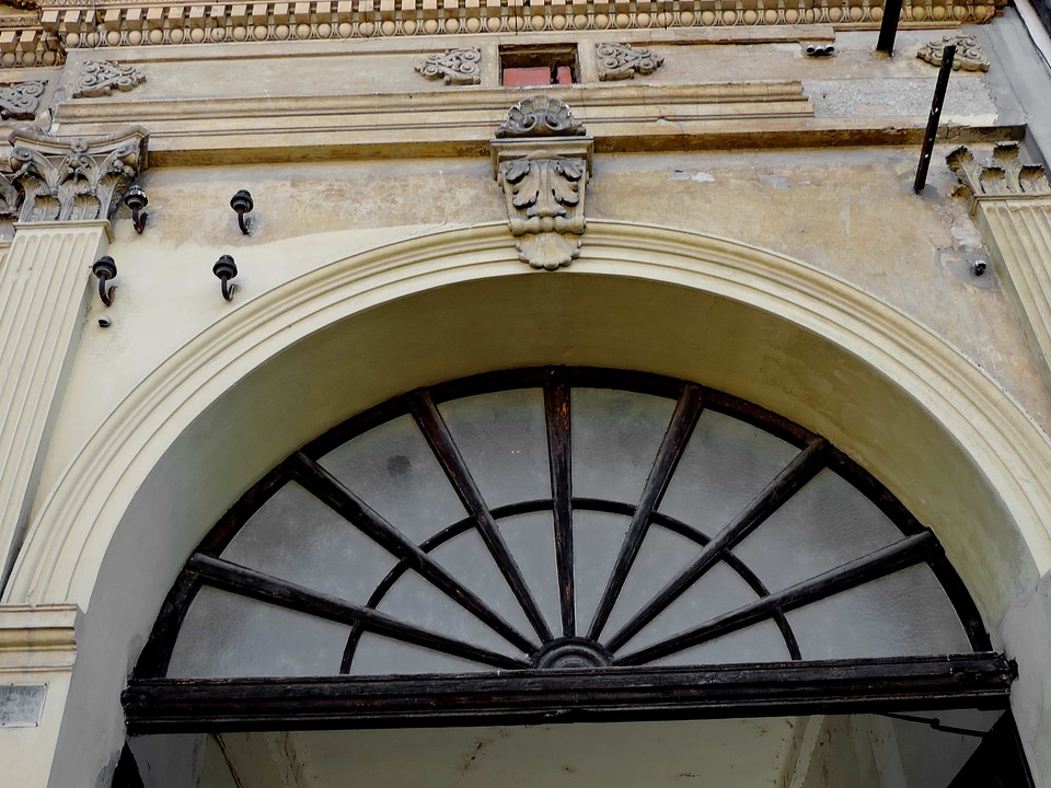 Baroque decoration entrance