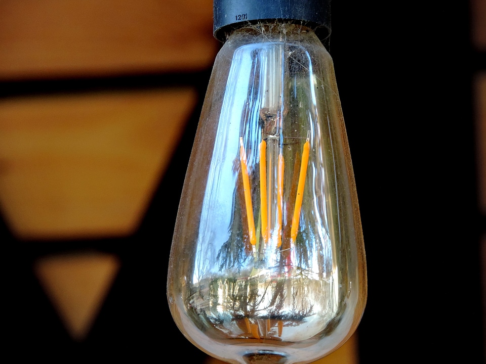 Detail electricity light bulb