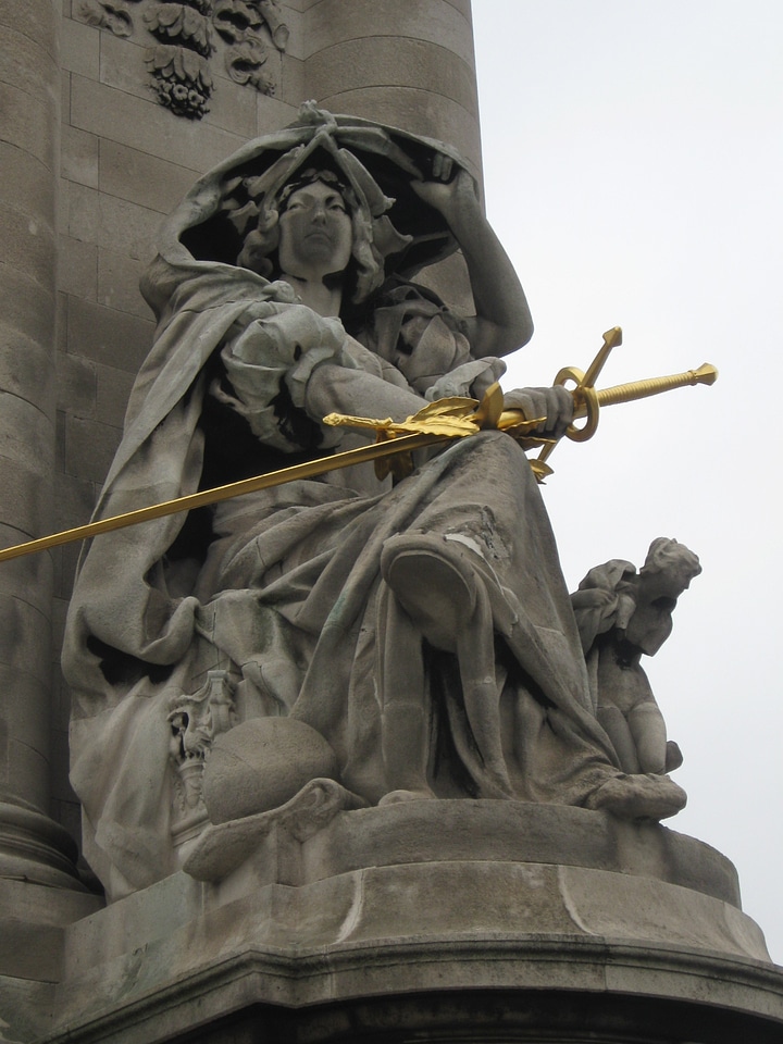 Sculpture statue monument