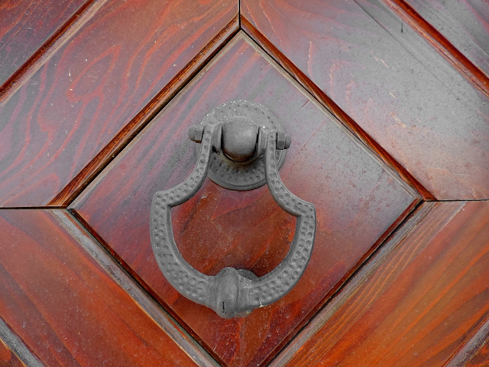 Carpentry cast iron doorway