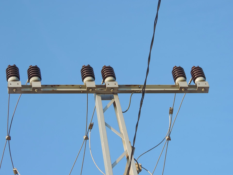 Voltage energy wire