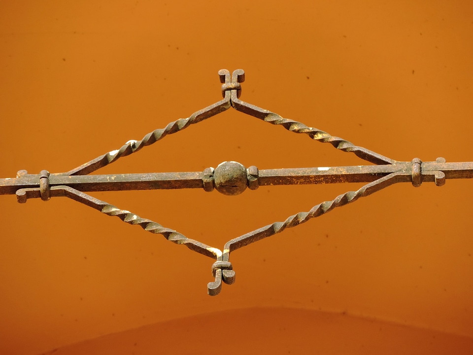 Art cast iron steel