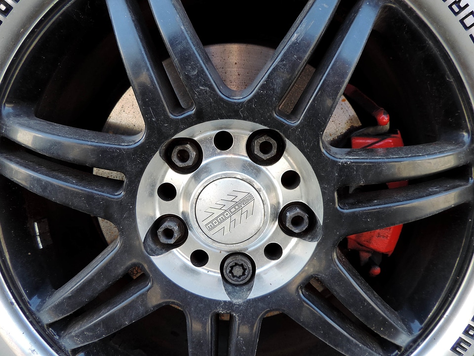 Alloy aluminum tire