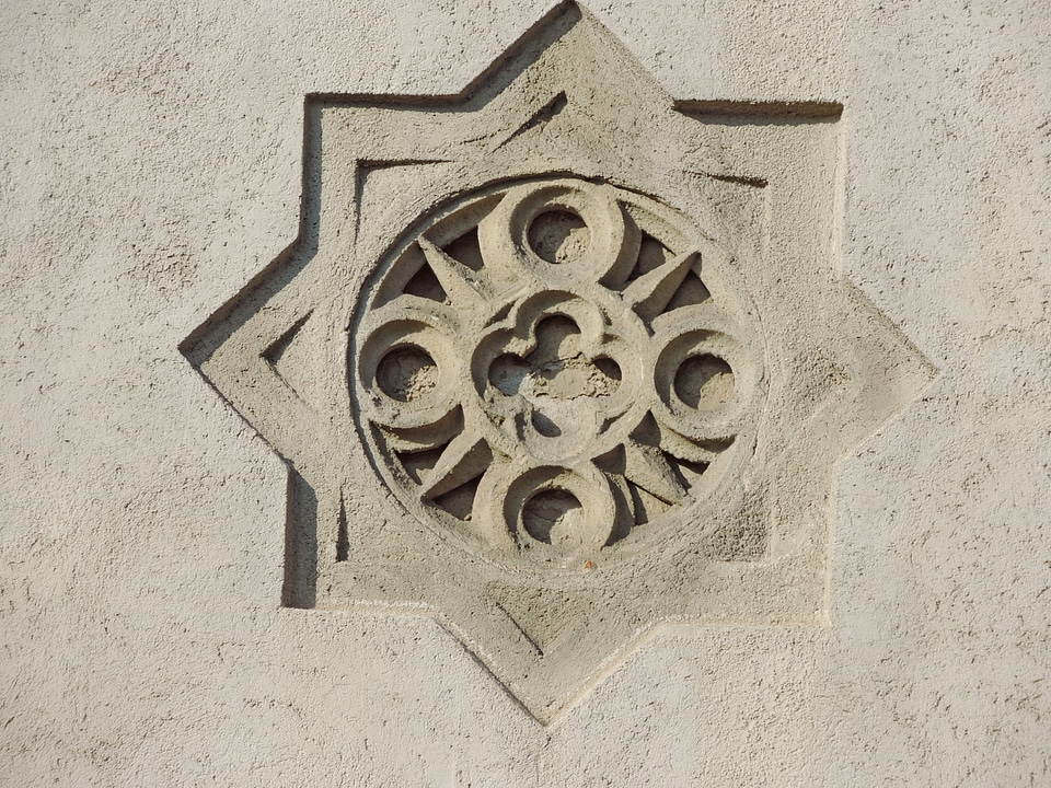 Arabesque baroque design