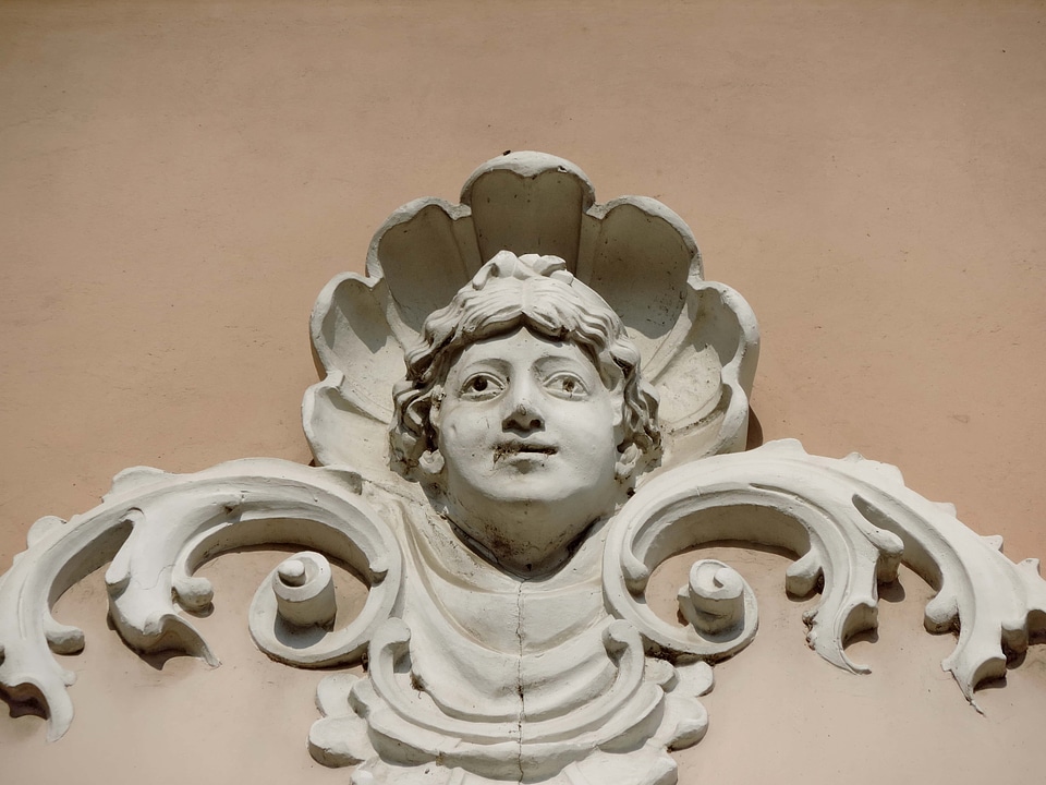 Religion sculpture statue