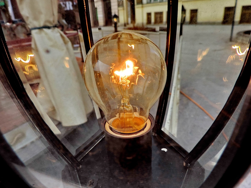 Detail electricity illumination