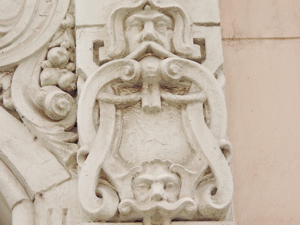 Sculpture architecture ancient
