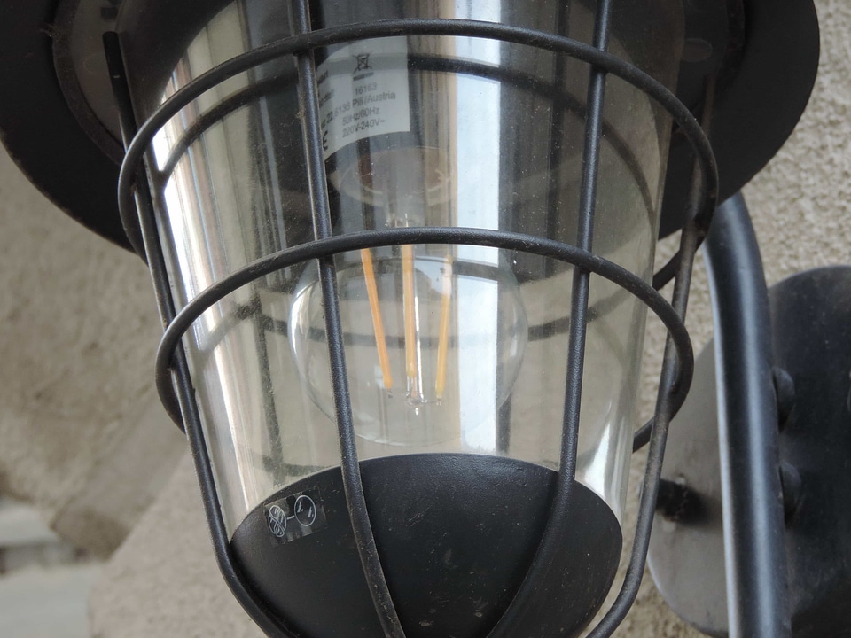 Lantern light bulb steel