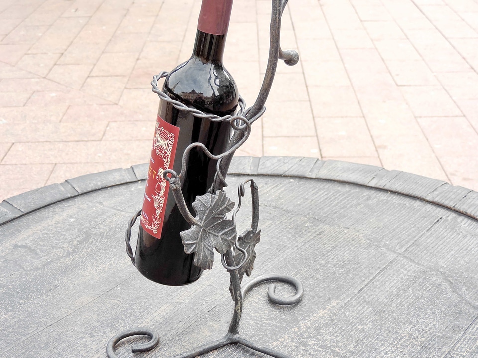 Art bottle cast iron