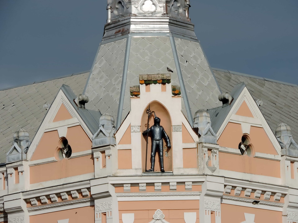 Art cast iron architecture