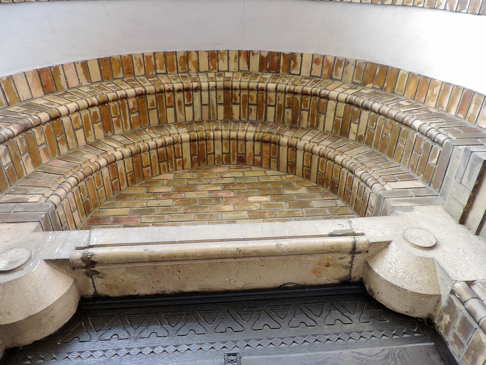 Arch decoration architecture