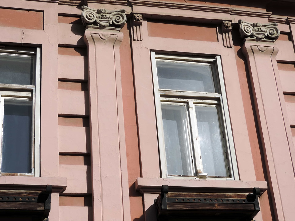 Baroque detail window
