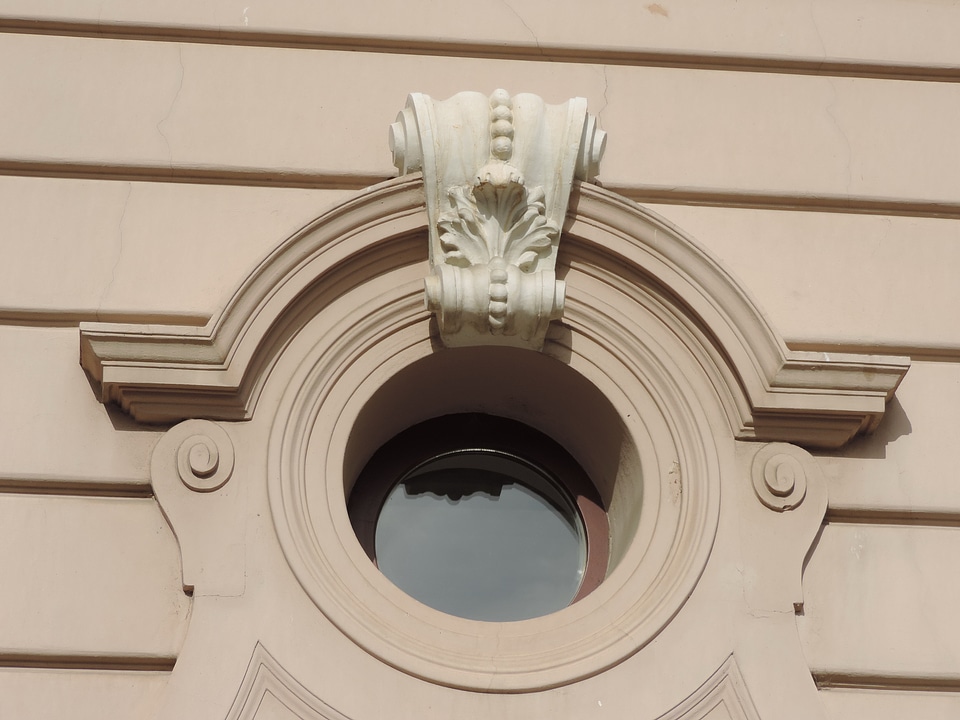 Arabesque arch art