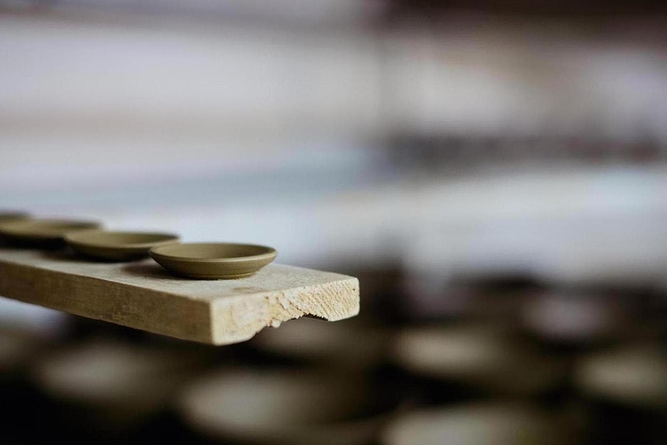 Ceramic detail material