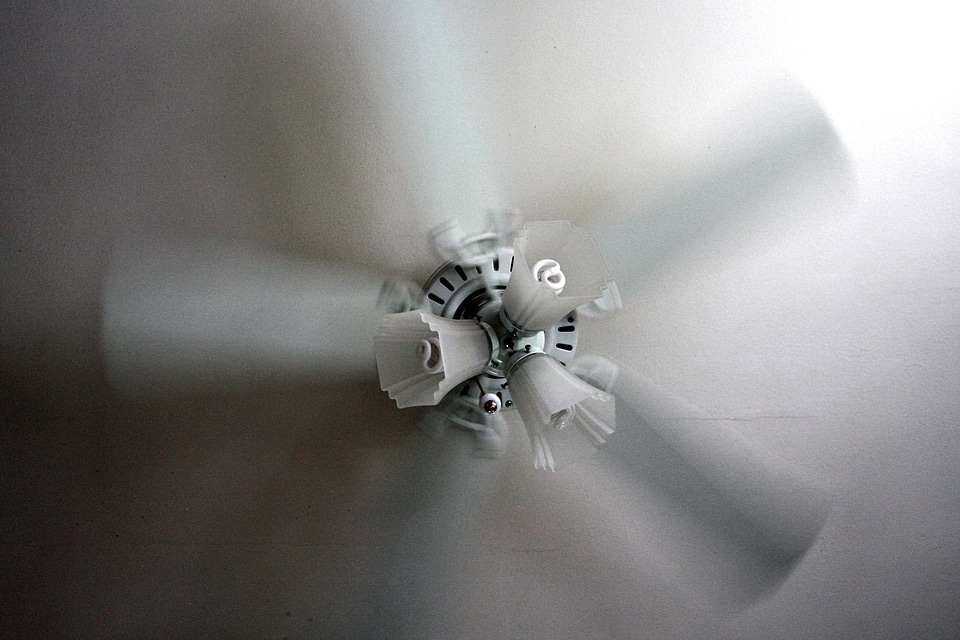 Device mechanism blade