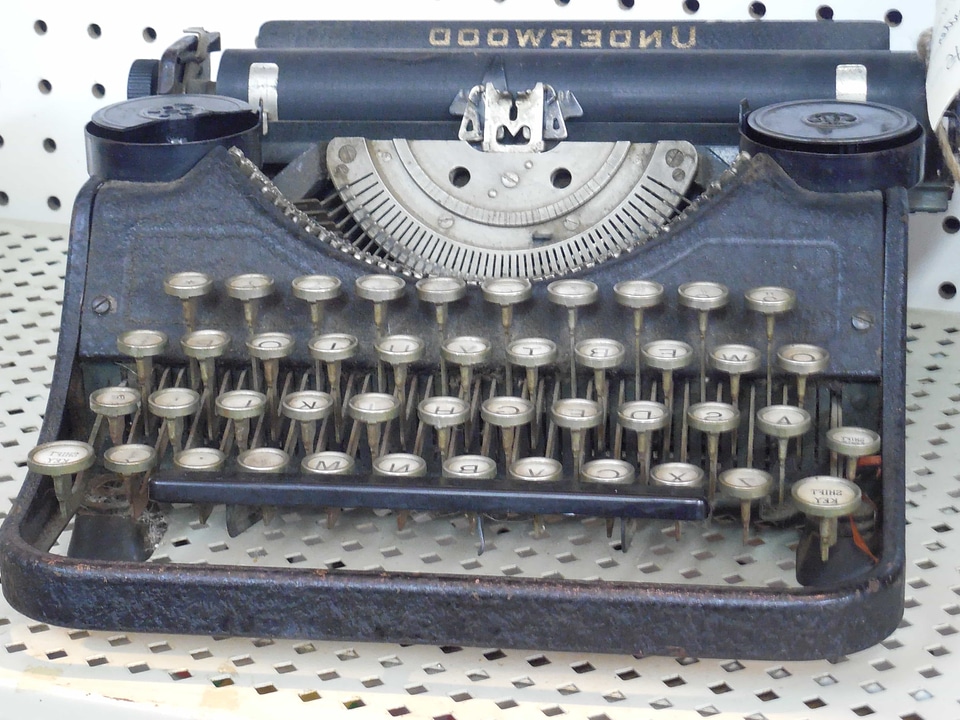 Retro portable keyboard
