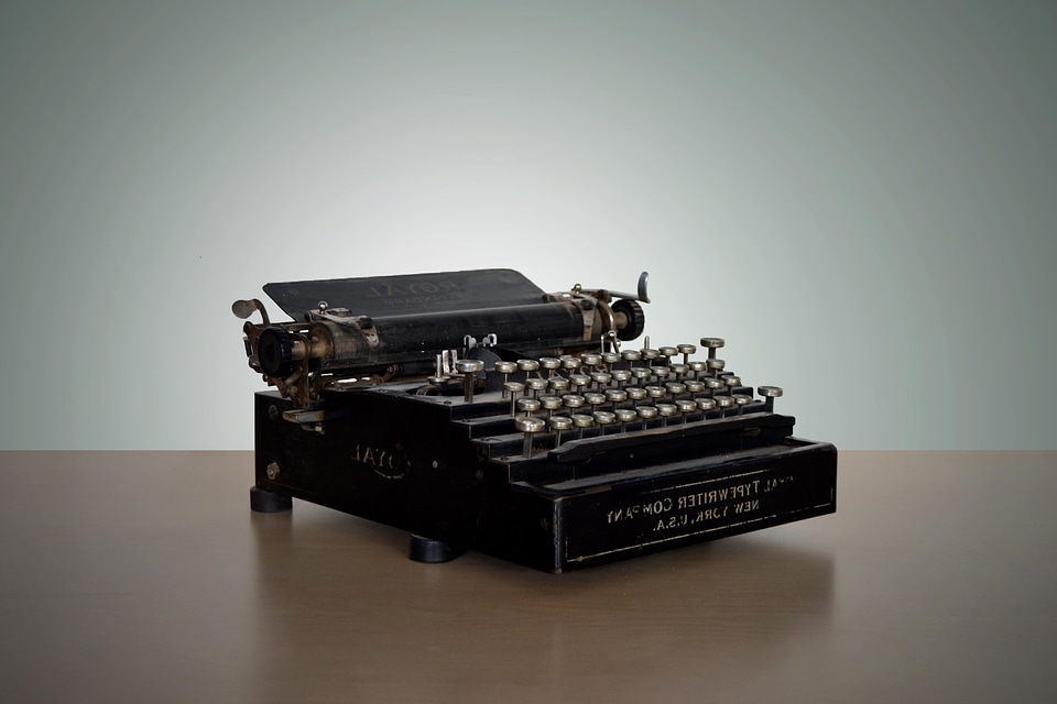 Device portable typewriter