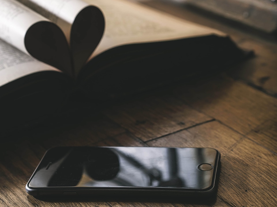 Book electronics mobile phone
