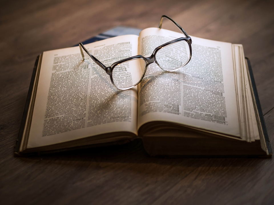 Eyeglasses paper page