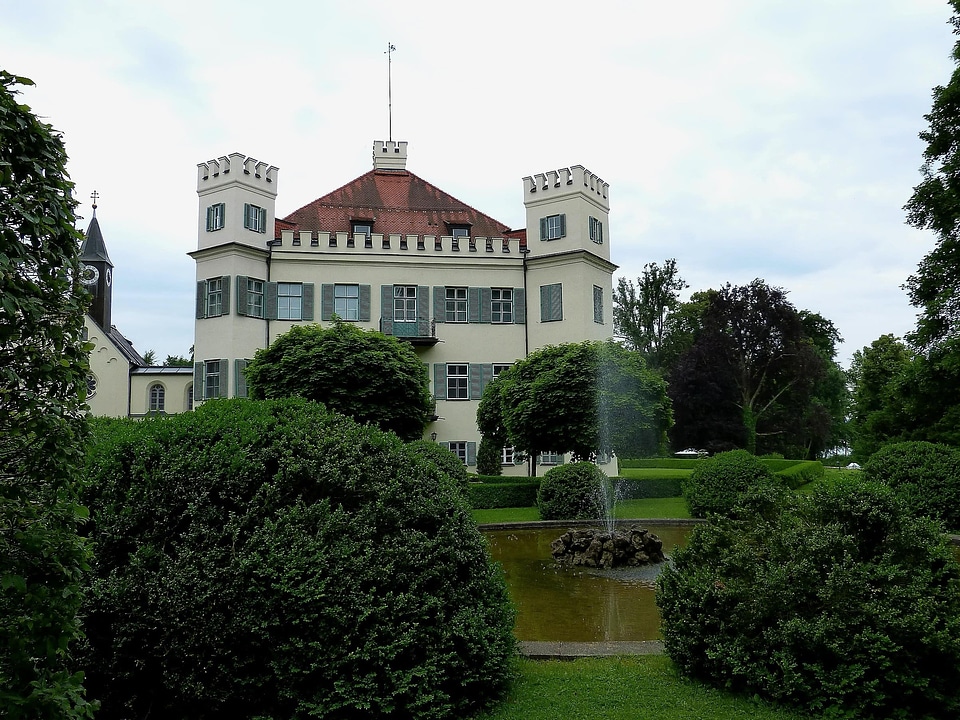 Palace building architecture