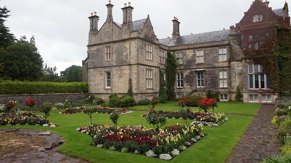 Exterior garden medieval