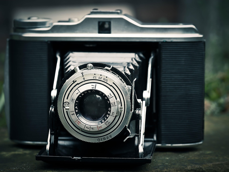 Analogue antique aperture