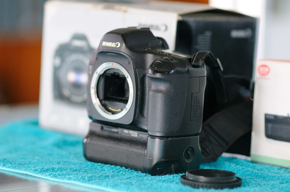 Analogue antique aperture