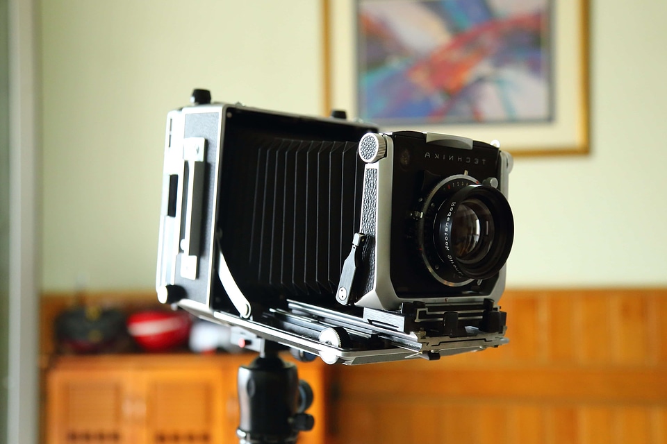 Analogue antique aperture