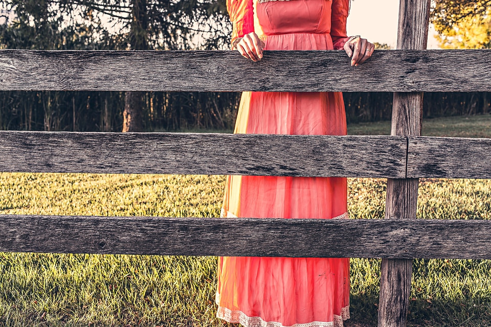 Countryside dress red photo