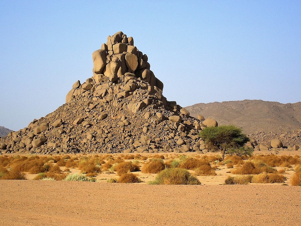 Cloud daylight desert