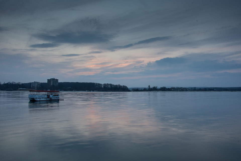 Beautiful Photo boat cloud